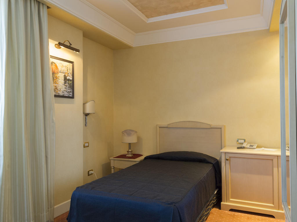 Gran Osteria Tre Noci Hotel Sistiana Room photo